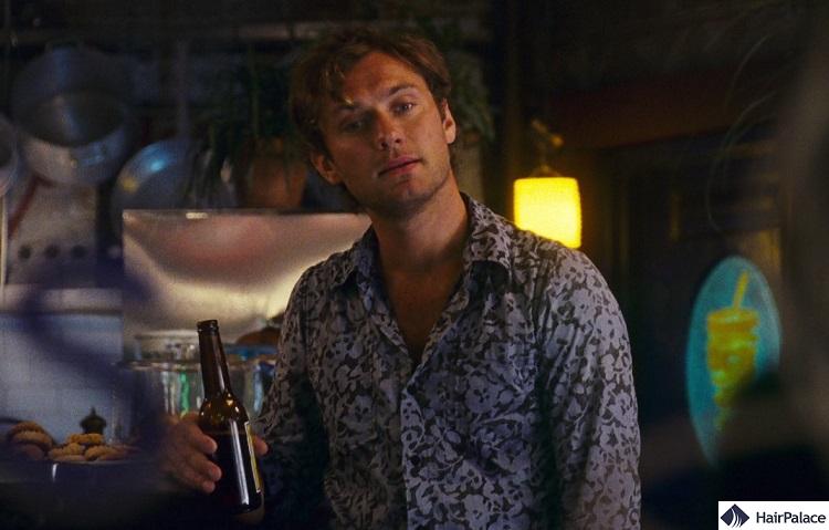 Jude Law's new hair style in My Blueberry Nights